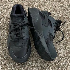 Nike Huarache Shoes